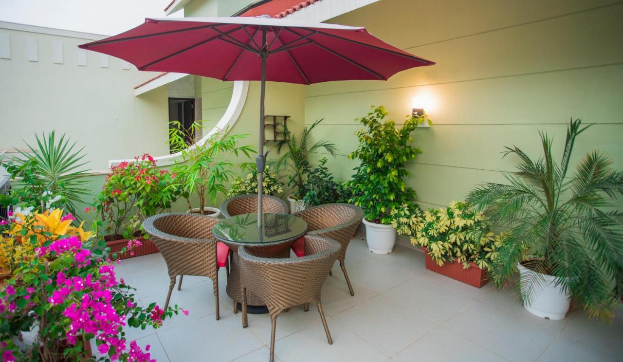 Joystreet - Beachy Blossom Villa Siolim Luaran gambar